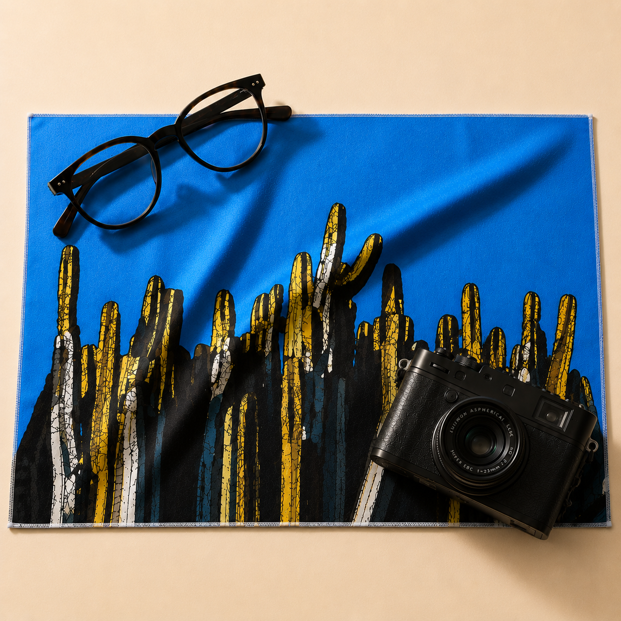 Cacti cloth and protective pouch